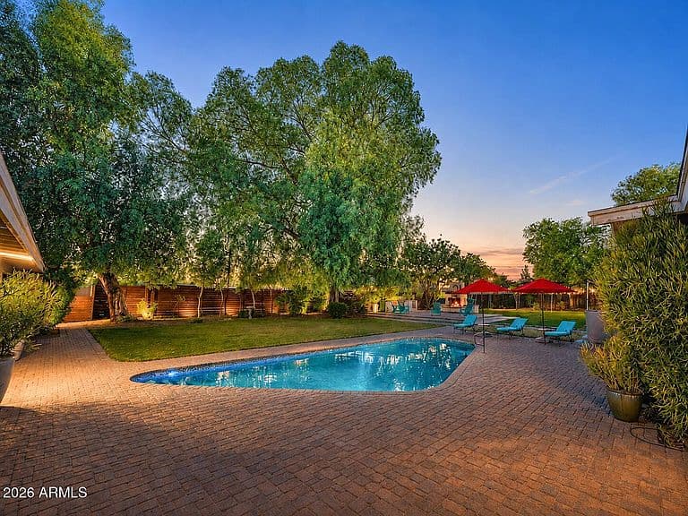 7116 E JENAN Drive photo 3