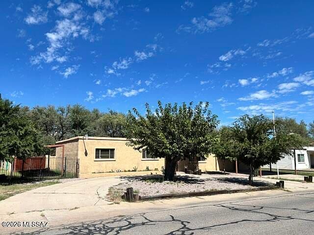 1468 W Meadow Hills Dr photo 2