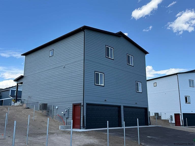 1717 Kade Ct photo 2