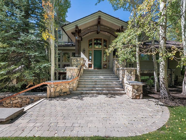 113 Fireweed Dr photo 4