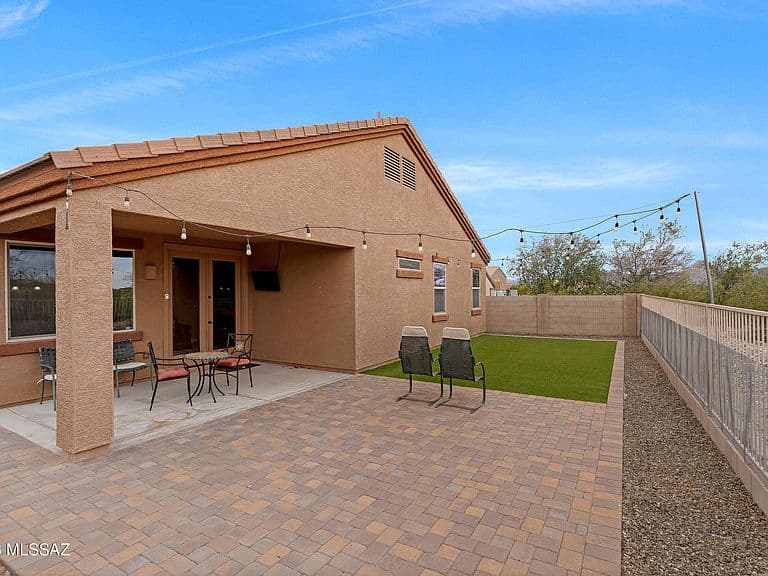 9919 N Crook Ln photo 5