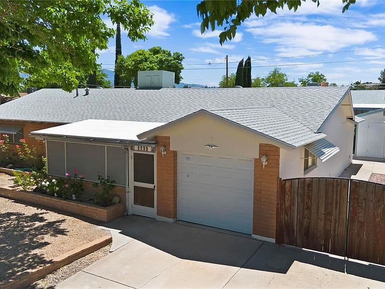 1732 Pacific Ave photo 5