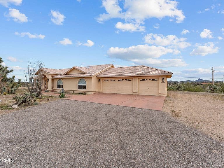 1315 N MULE DEER Trail photo 2
