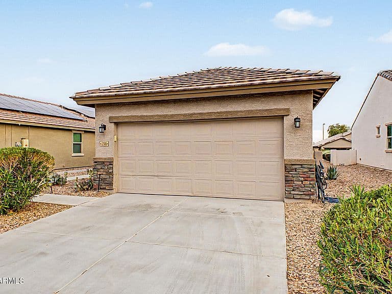 22585 W MOONLIGHT Path photo 3
