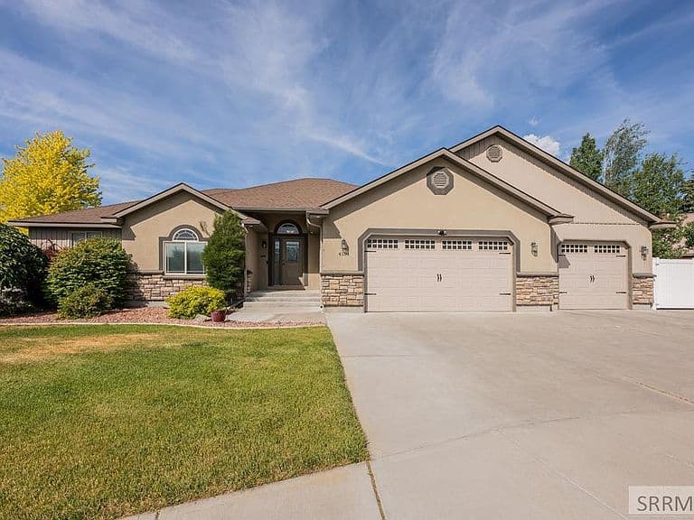 4150 Silverado Cir photo 1
