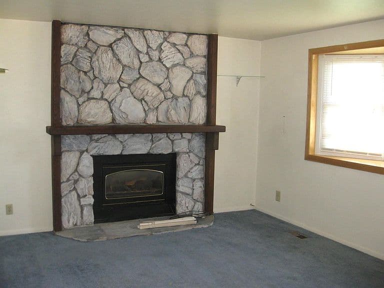 200 Oak St photo 2