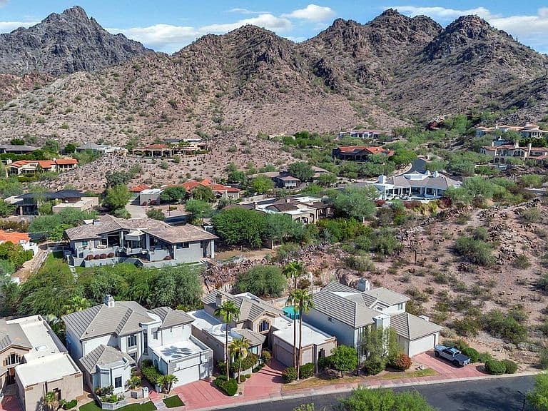 3128 E SIERRA VISTA Drive photo 2