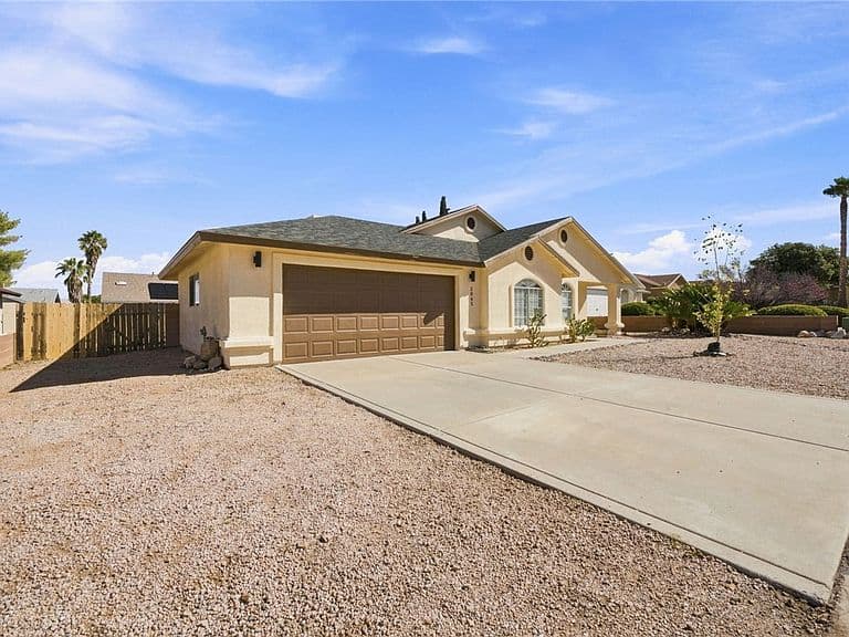 3085 Cherri Circle photo 2
