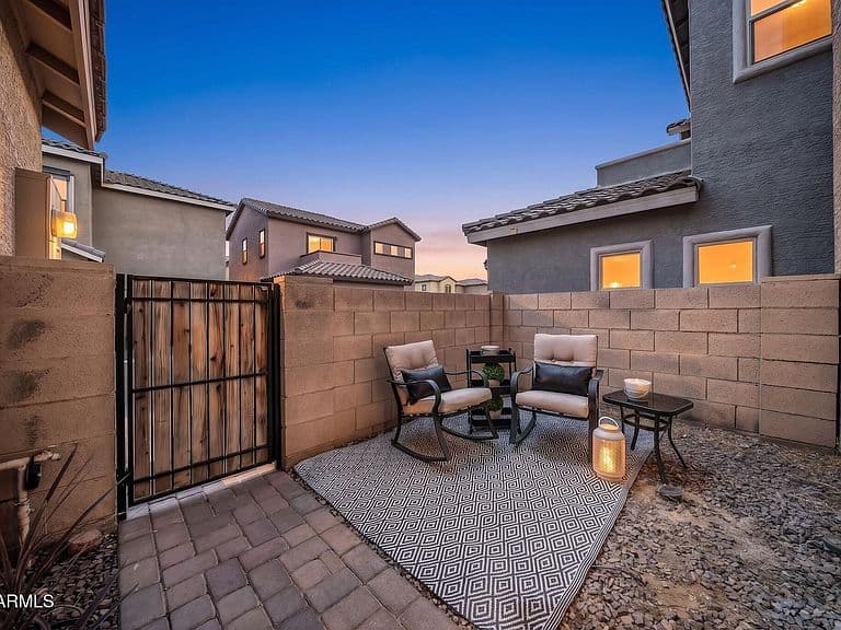 1809 W MINTON Street photo 5