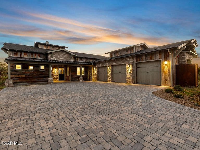 15610 N Silent Moon Ln photo 1