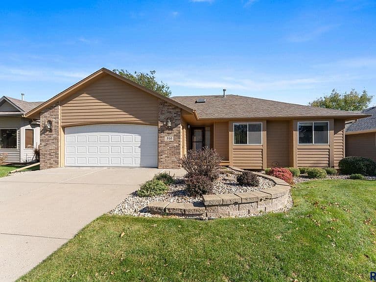 316 N Penstemon Ave photo 5