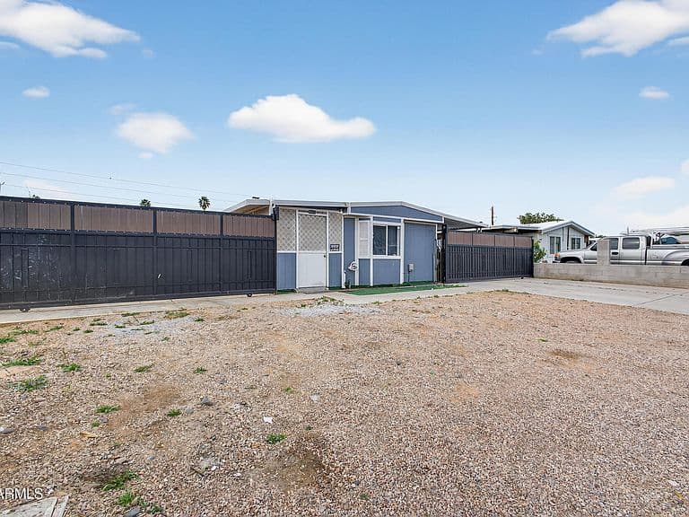 1838 S 78th St photo 2