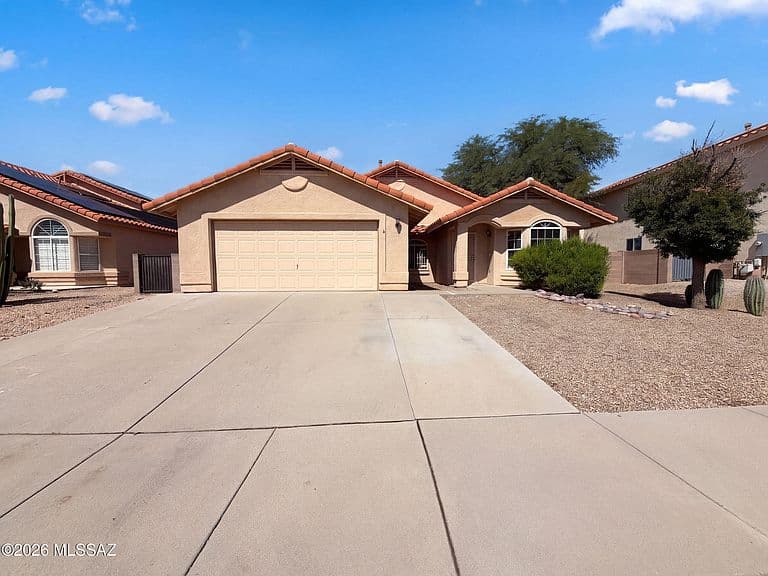 3113 W Corte Olivia photo 1