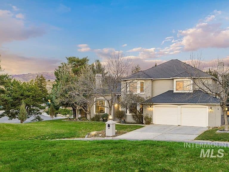 1865 E Sendero Ln photo 2