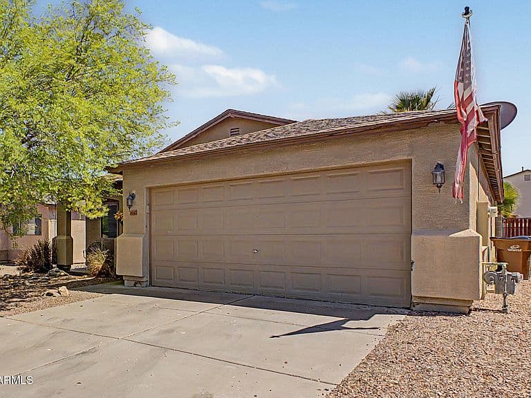 1085 E DESERT ROSE Trail photo 5