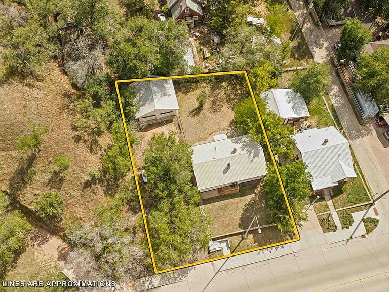 535 Battle Mountain Ave photo 3