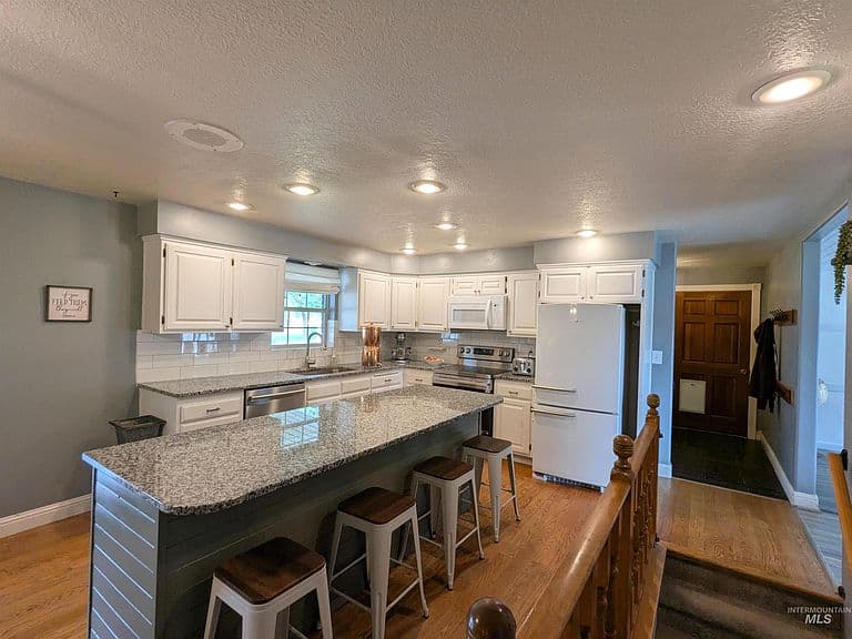 8709 W Ben Ct photo 5