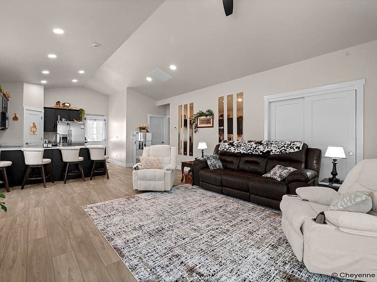 5822 Alex Ranch Rd photo 4
