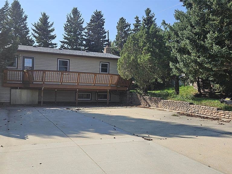 1147 Sherman St photo 2