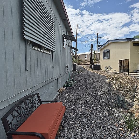 12 W Sahuaro Dr photo 2