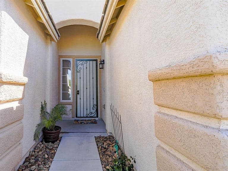 8813 Arabian Filly Ave photo 4