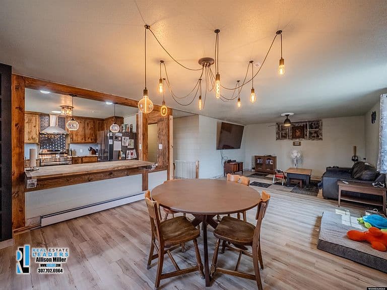 1400 S Forest Dr photo 3