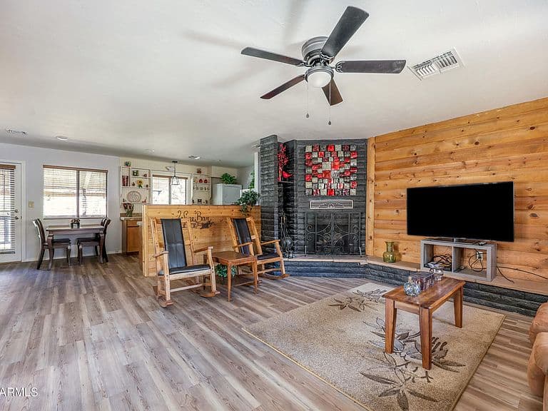840 E CARIBOU Road photo 3