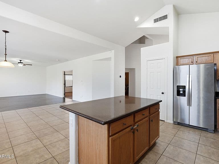 12801 W LISBON Lane photo 5