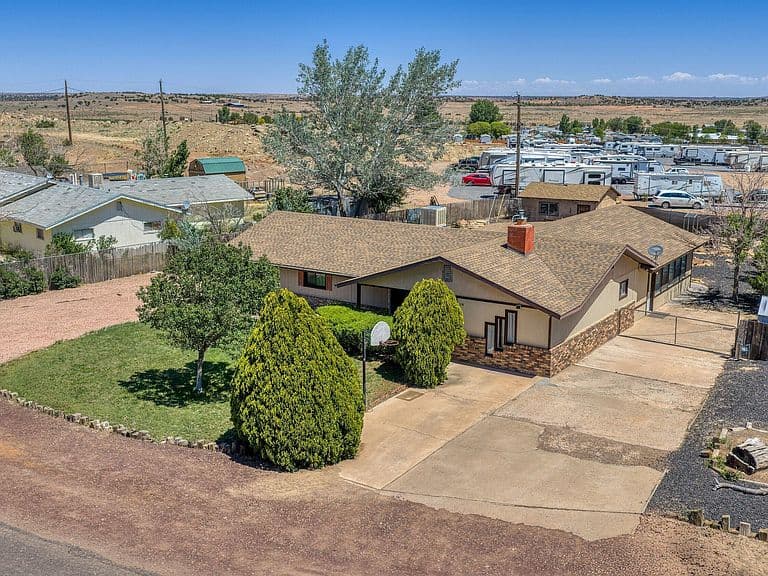 1114 W Ranch Rd photo 5
