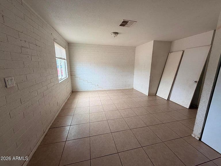 366 W TAYLOR Avenue photo 4