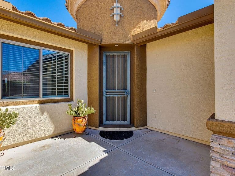 2510 W COYOTE CREEK Drive photo 3
