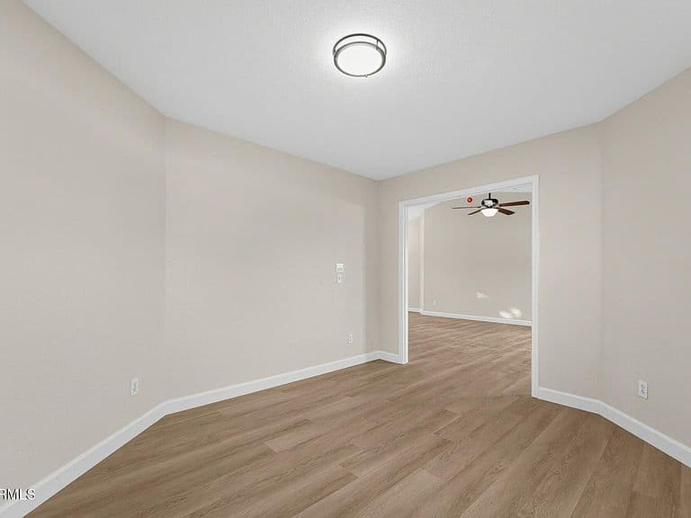 28645 N DOLOMITE Lane photo 1