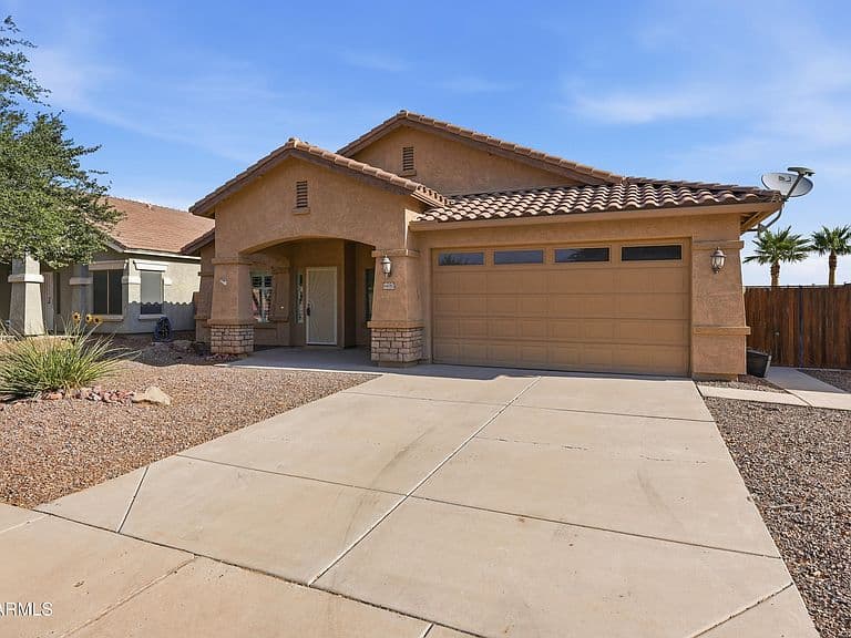 44082 W ADOBE Circle photo 3