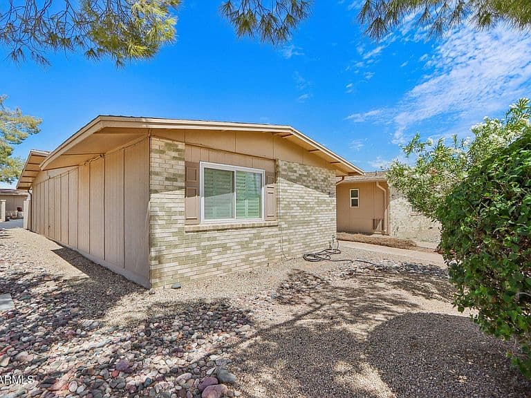 19026 N CAMINO DEL SOL Drive photo 2