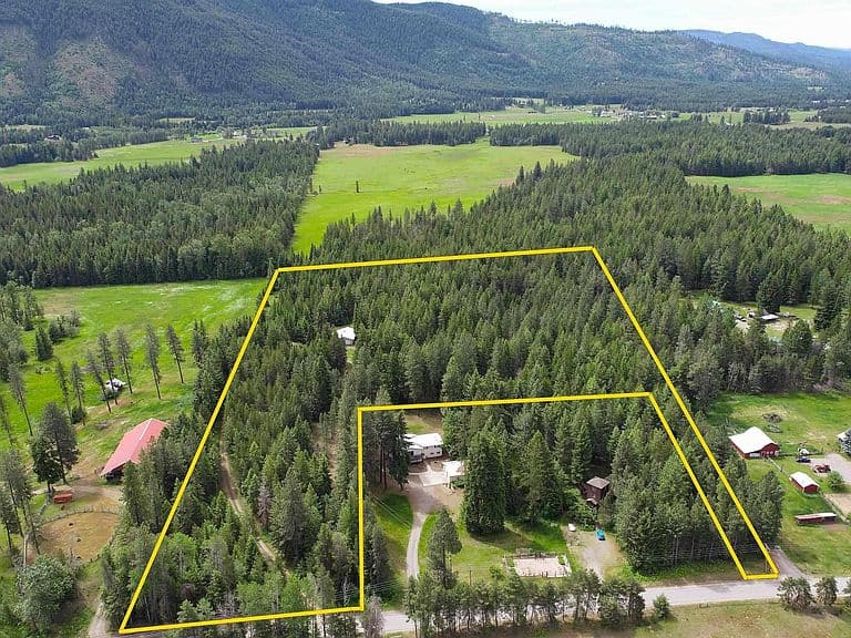 3228 Kootenai Trail Rd photo 2