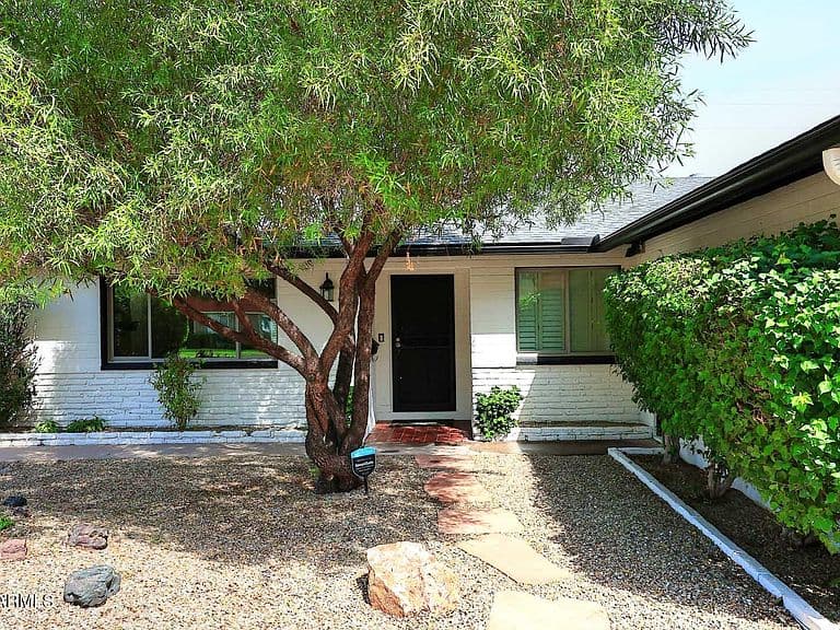 8238 E VISTA Drive photo 3
