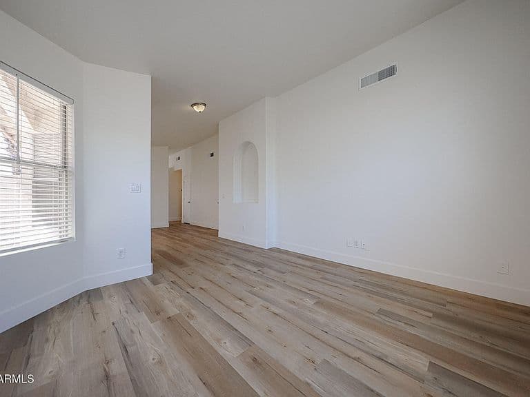 1183 W BLUEBIRD Drive photo 5