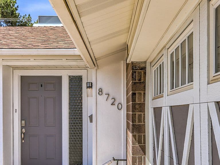 8720 E SAN MIGUEL Avenue photo 3