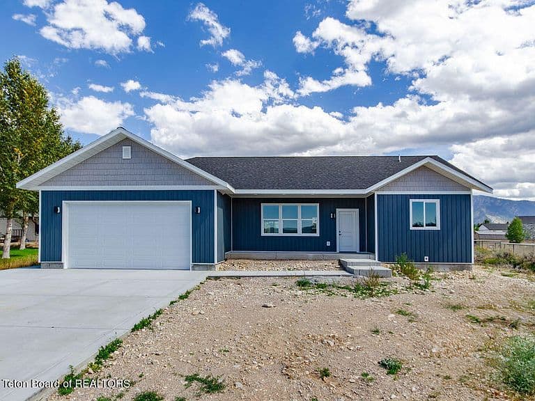 31 Brambleberry Dr photo 2
