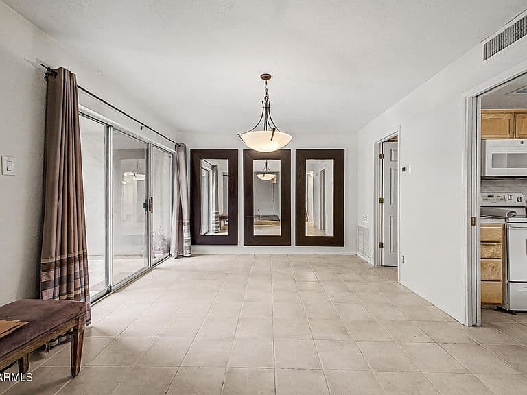 2233 E HIGHLAND Avenue #138 photo 5