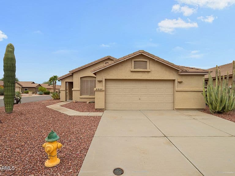 8864 E RED MOUNTAIN Lane photo 1
