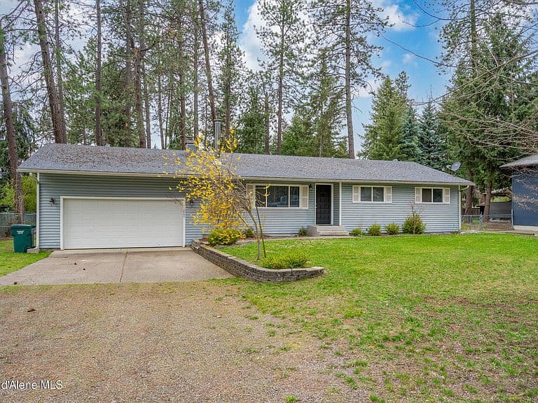 11865 N Forest Rd photo 2