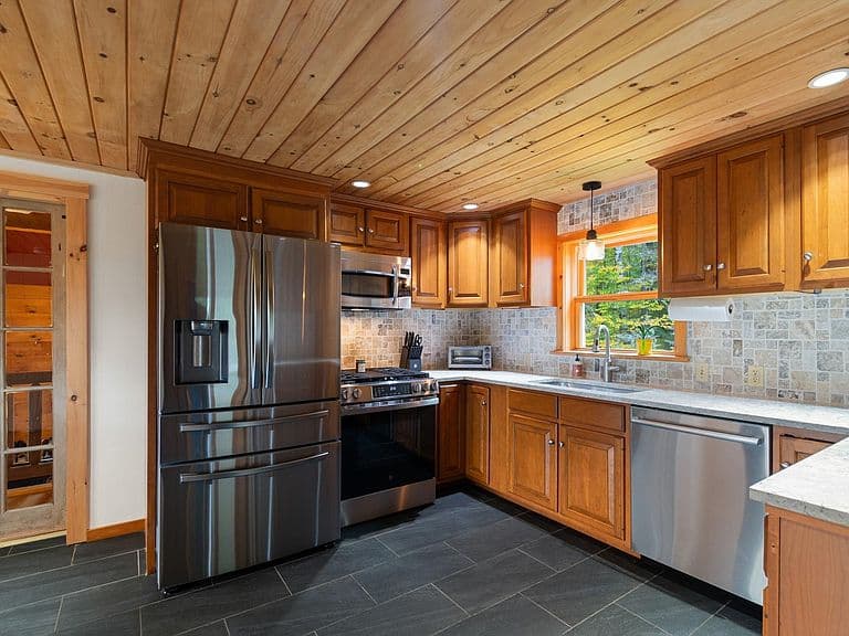 344 Dewey Hill Road photo 5