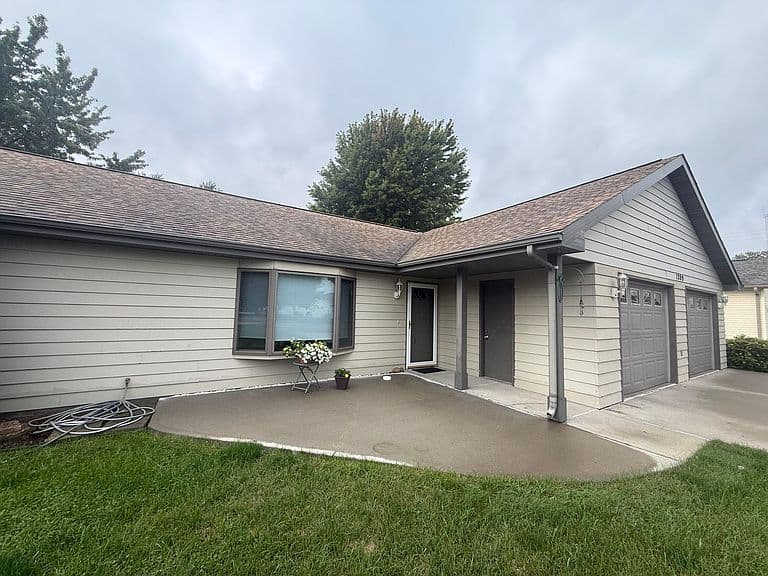 1209 Williams Ave photo 3