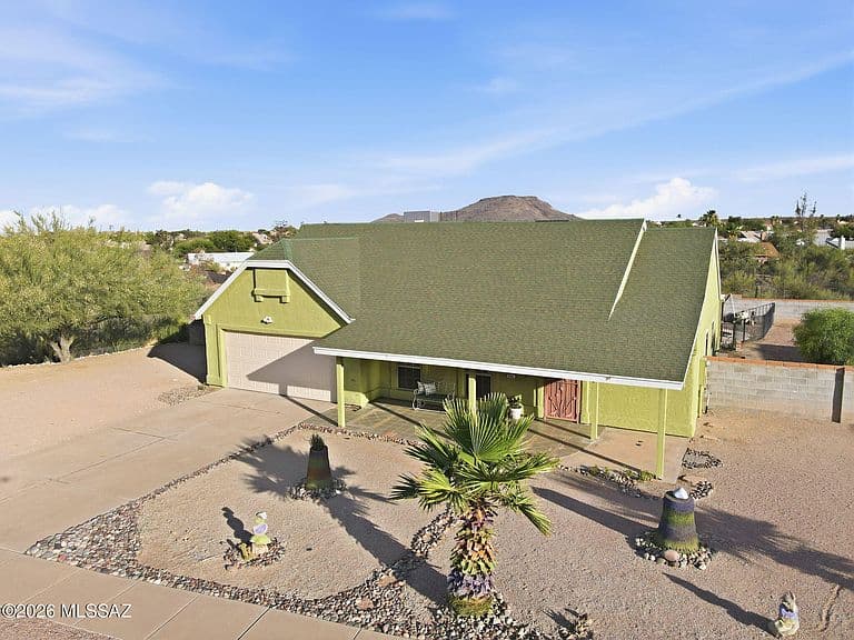 2801 W Calle Gardenias photo 1