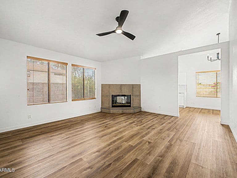 921 S VAL VISTA Drive #60 photo 4