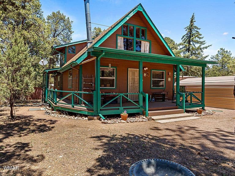 2118 Blue Jay Rd photo 1