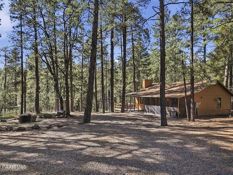 3584 E Mary May Ln photo 2
