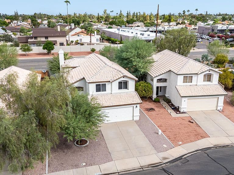 2144 W OLLA Avenue photo 3