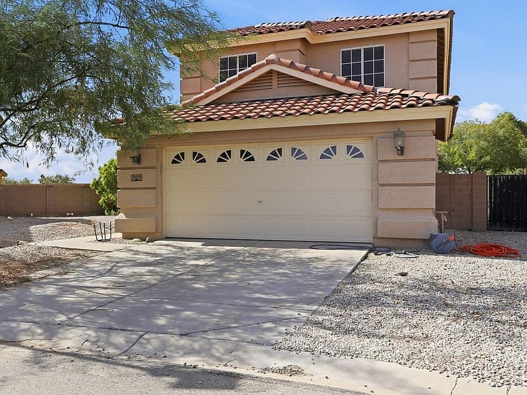 31170 N CACTUS Drive photo 3